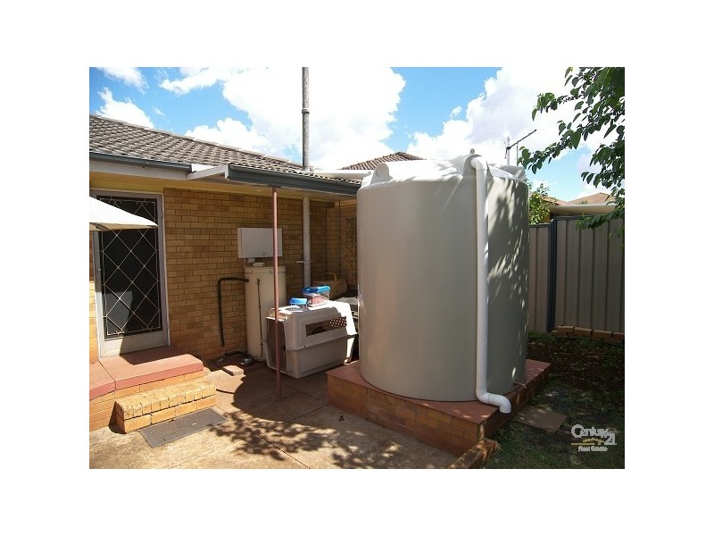 Centenary Heights QLD 4350