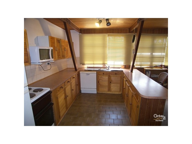 27 Berghofer Drive, Toowoomba QLD 4350