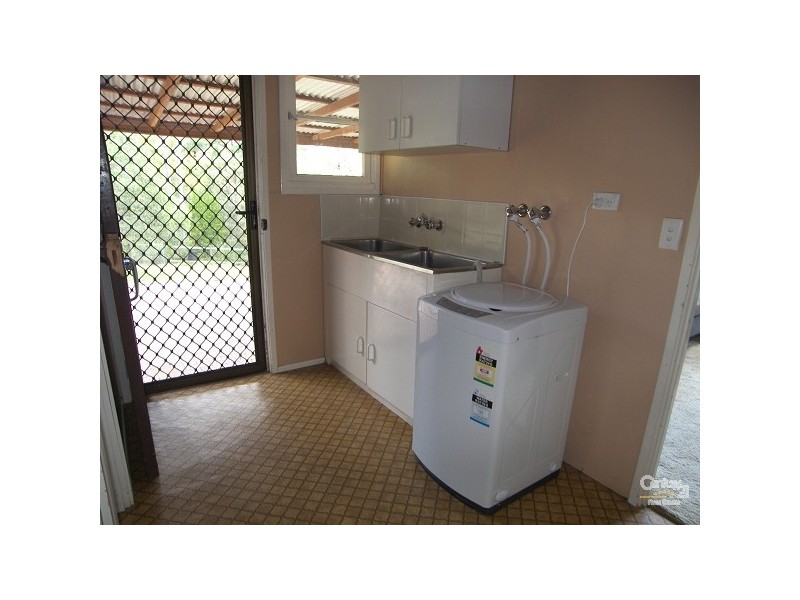 27 Berghofer Drive, Toowoomba QLD 4350