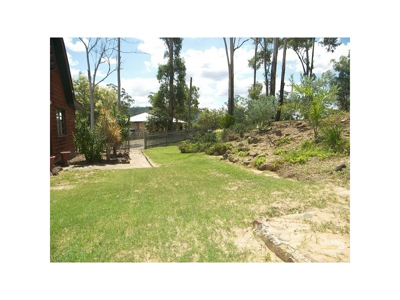 27 Berghofer Drive, Toowoomba QLD 4350