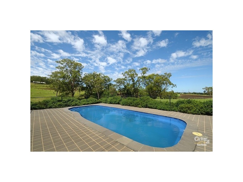 39 Stark Drive, Vale View QLD 4358