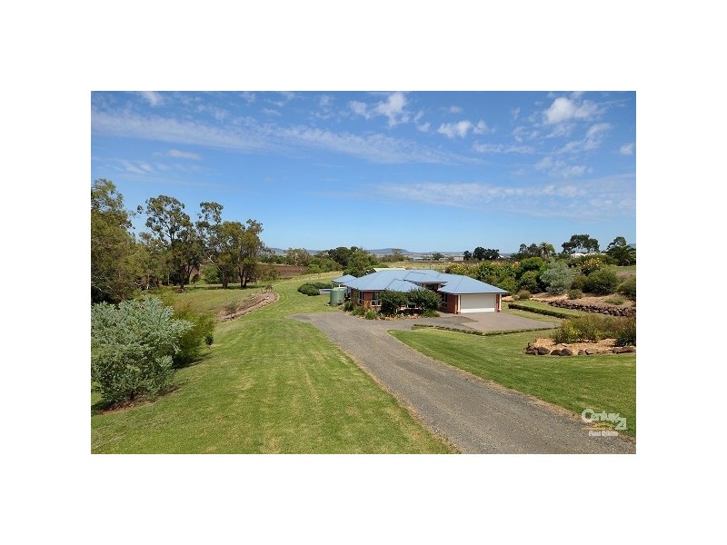 39 Stark Drive, Vale View QLD 4358