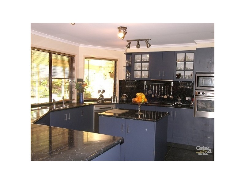 13 Graham Court, Hodgson Vale QLD 4352