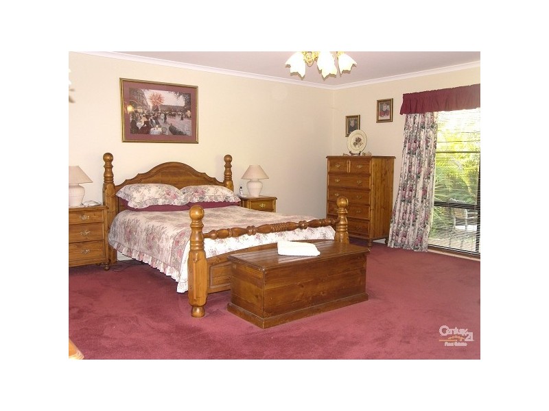 13 Graham Court, Hodgson Vale QLD 4352