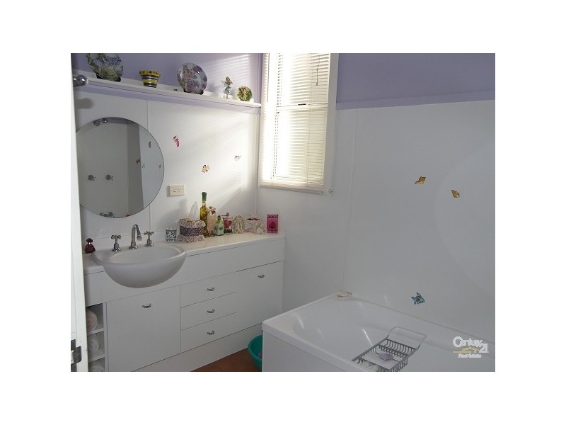 Mount Lofty QLD 4350