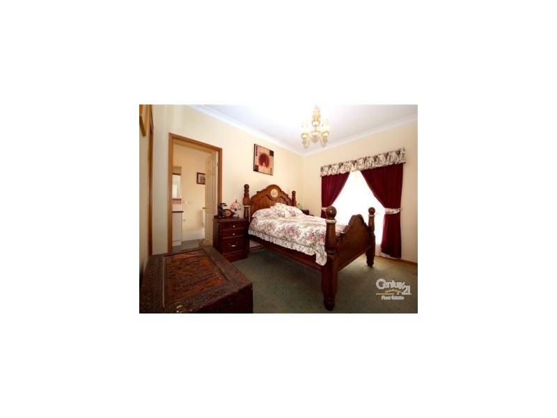 286 Hayden Street West, Mount Rascal QLD 4350