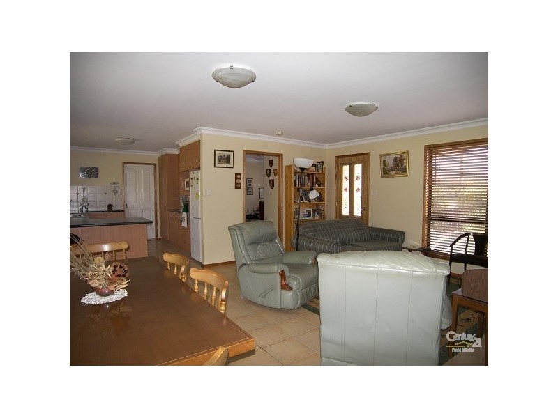 Kearneys Spring QLD 4350