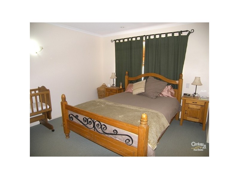 Kearneys Spring QLD 4350