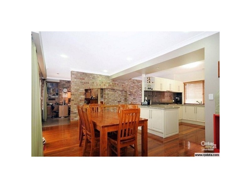 Centenary Heights QLD 4350