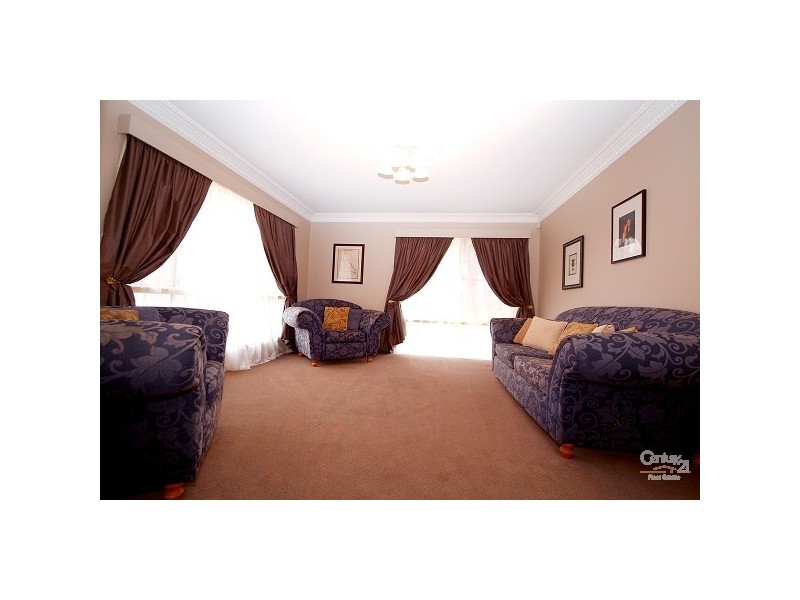 4 Jutsum Street, Middle Ridge QLD 4350