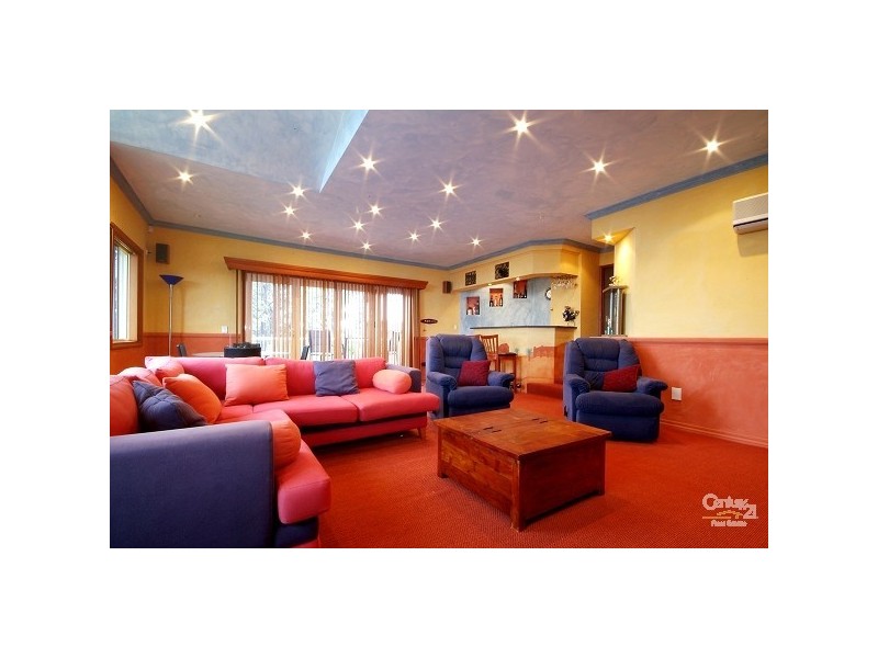 4 Jutsum Street, Middle Ridge QLD 4350