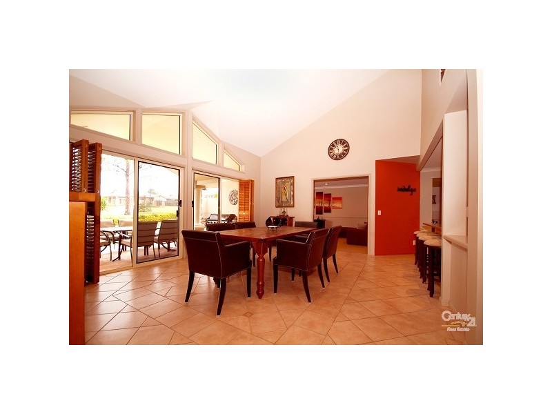 4 Jutsum Street, Middle Ridge QLD 4350