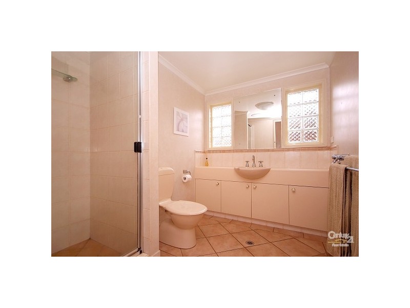 4 Jutsum Street, Middle Ridge QLD 4350