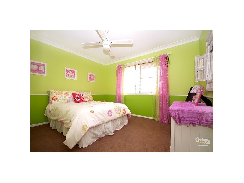 4 Jutsum Street, Middle Ridge QLD 4350