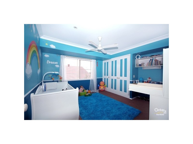 4 Jutsum Street, Middle Ridge QLD 4350