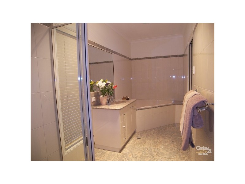 29 Corfield Drive, Toowoomba QLD 4350