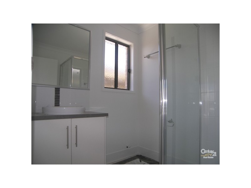 17 Kurrawa Crescent, Glenvale QLD 4350