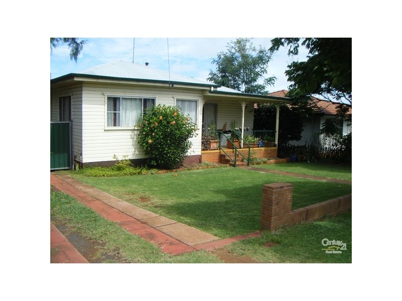 Centenary Heights QLD 4350