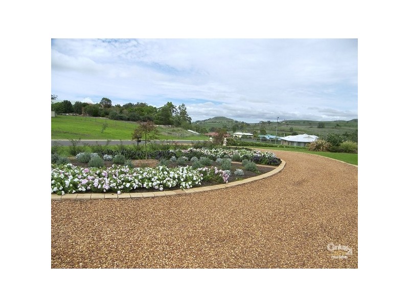 Hodgson Vale QLD 4352