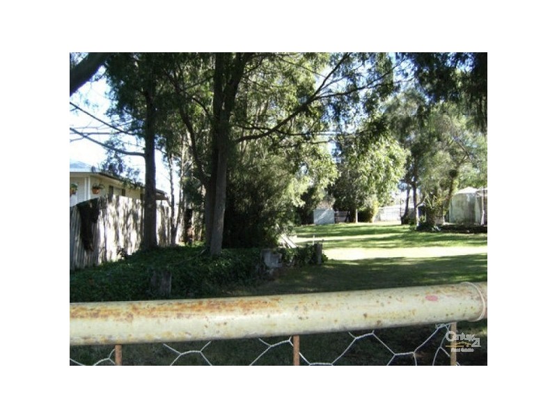 1 Felton Road, Southbrook QLD 4363