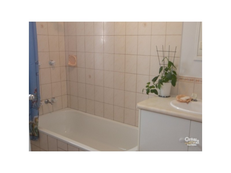 7 Emmanulla Drive, Kingsthorpe QLD 4400