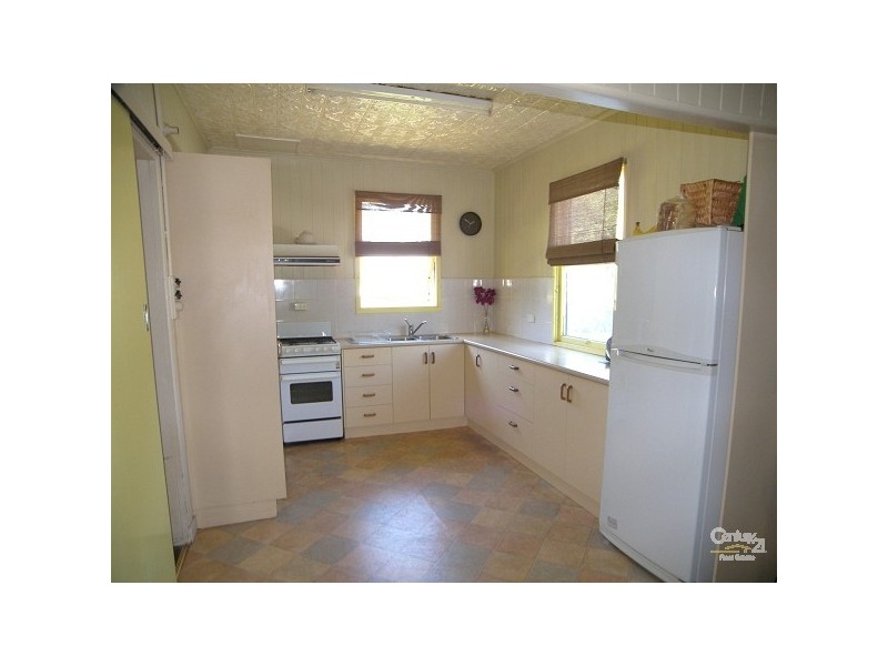 Centenary Heights QLD 4350