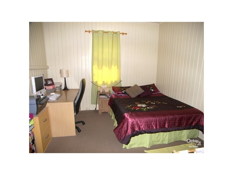 Centenary Heights QLD 4350