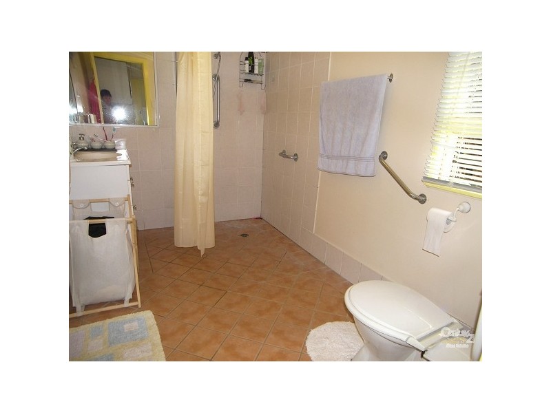 Centenary Heights QLD 4350