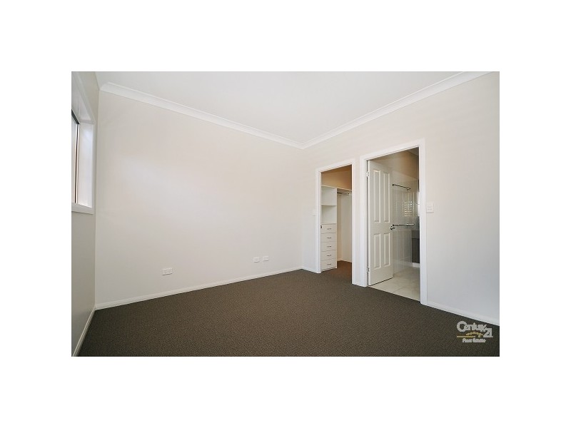 Centenary Heights QLD 4350