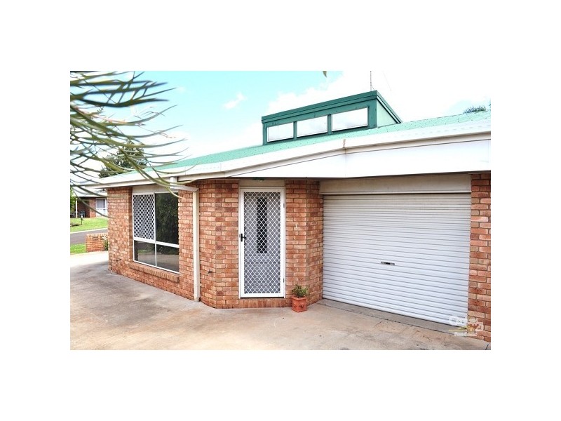 Kearneys Spring QLD 4350