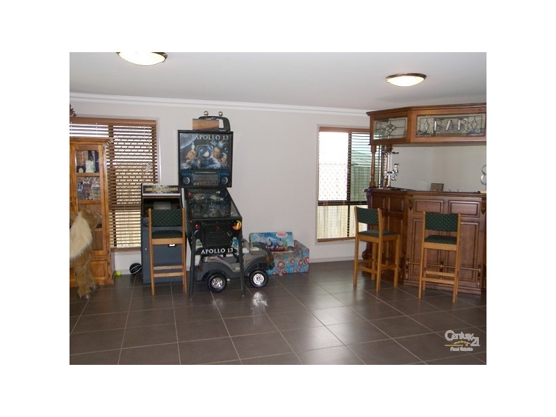 26 Tennyson Court, Westbrook QLD 4350