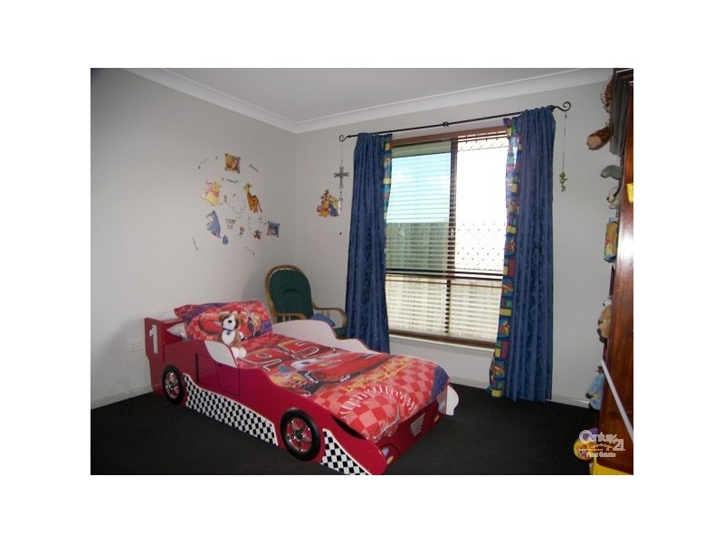 26 Tennyson Court, Westbrook QLD 4350