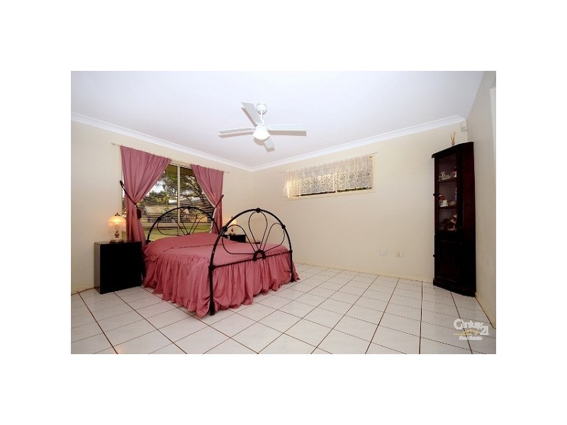 3 Highfields Road, Highfields QLD 4352