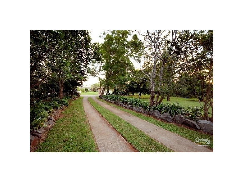 3 Highfields Road, Highfields QLD 4352