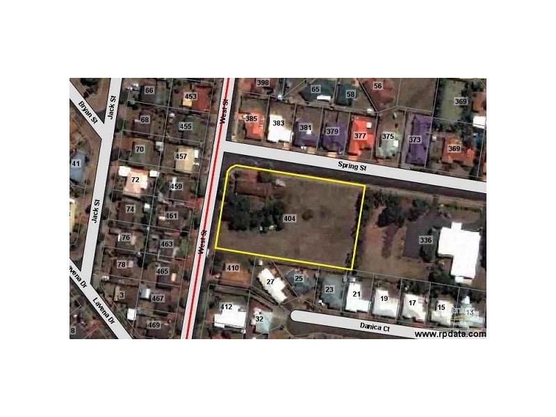 404 West Street, Kearneys Spring QLD 4350