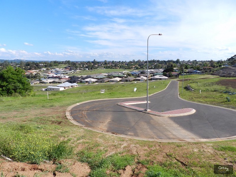 10-34 Alpine Court, Cranley QLD 4350