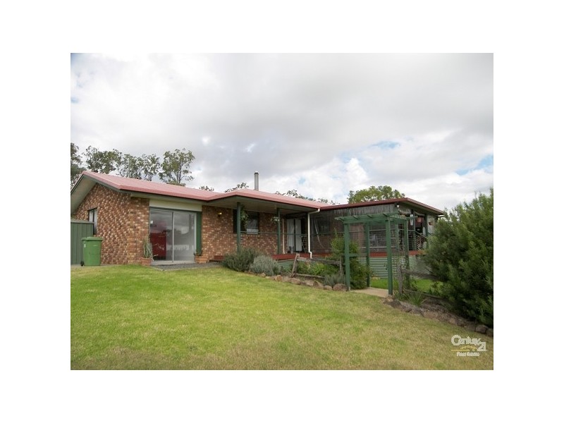 56 Main Street, Meringandan QLD 4352