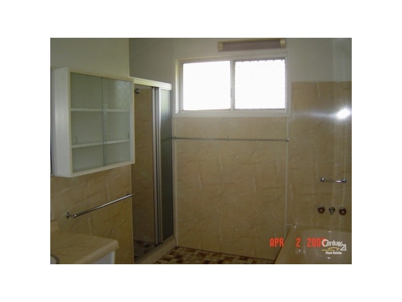 Centenary Heights QLD 4350