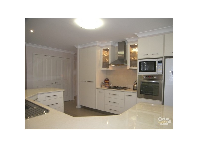 1 Schaefer Court, Westbrook QLD 4350