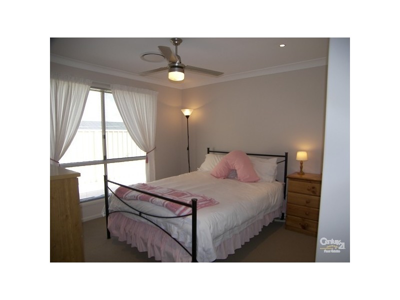 1 Schaefer Court, Westbrook QLD 4350