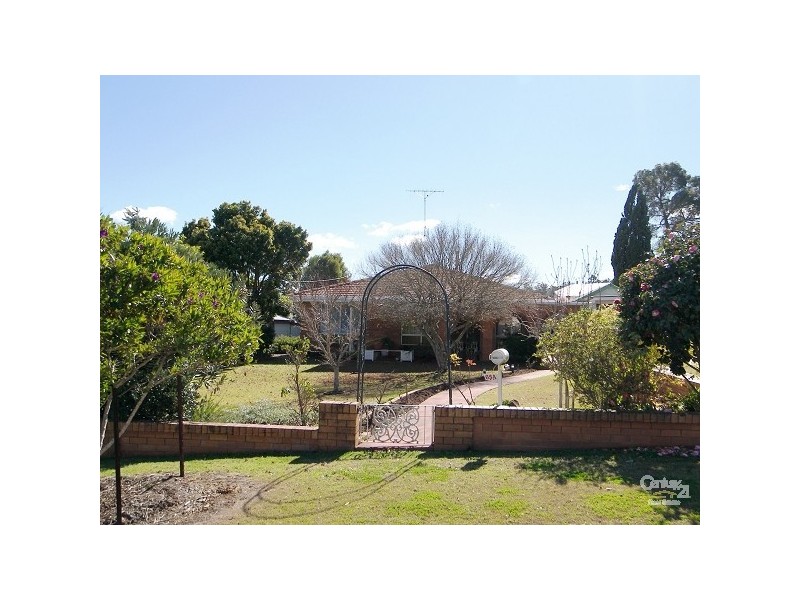 6 Eugenia Street, Toowoomba QLD 4350