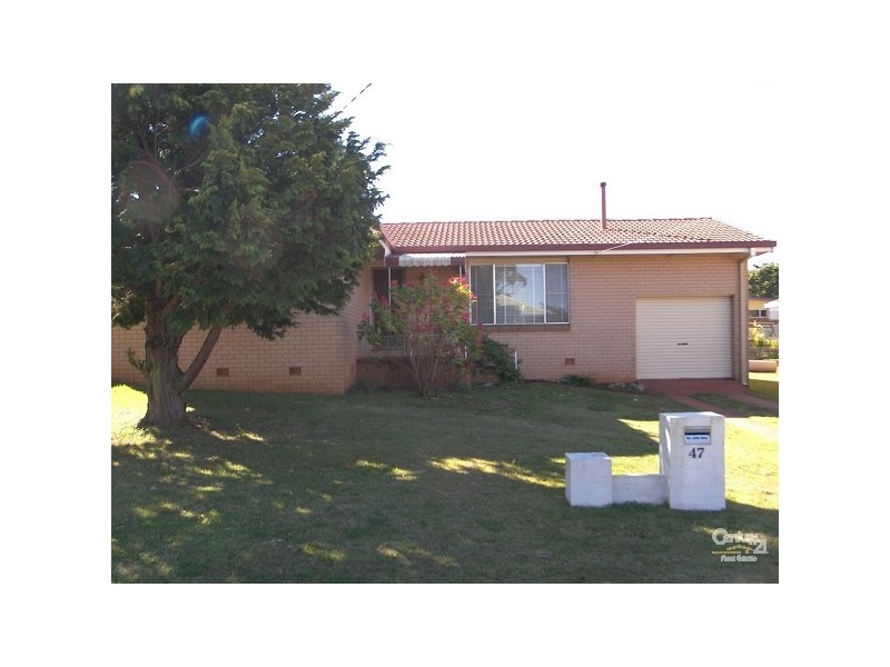 47 Sardon Street, Centenary Heights QLD 4350