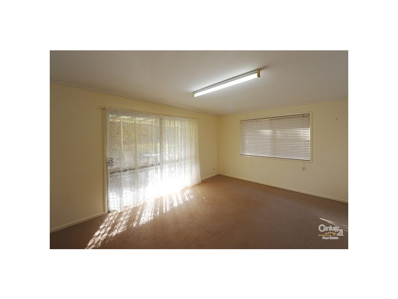 Centenary Heights QLD 4350