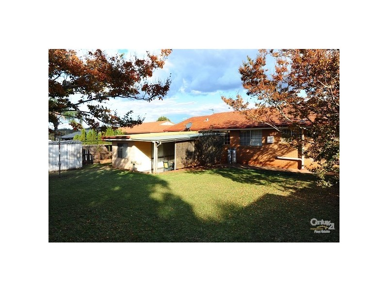 Centenary Heights QLD 4350