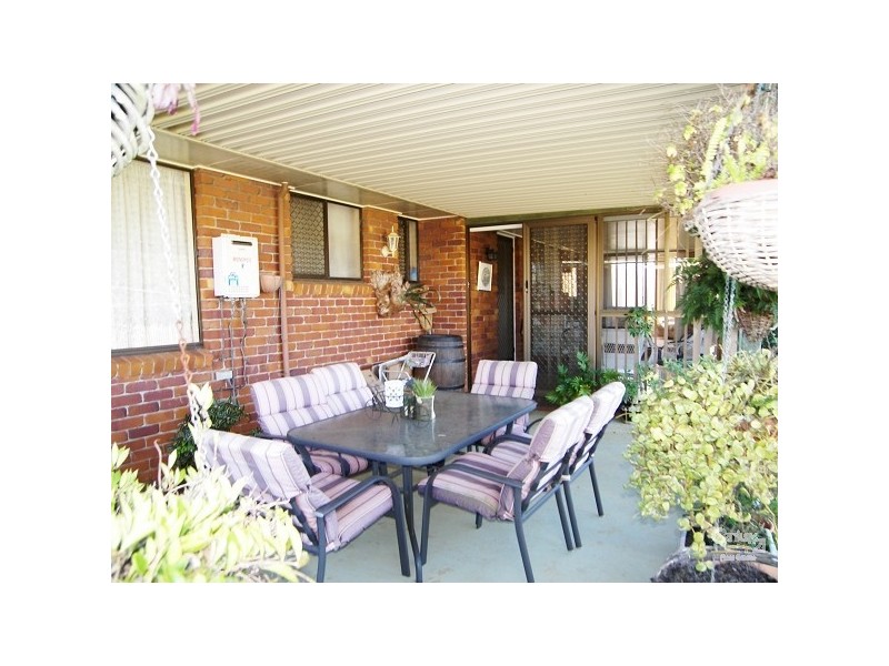 Kearneys Spring QLD 4350