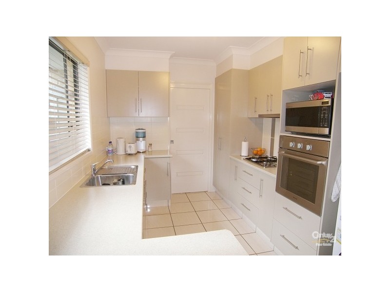 Centenary Heights QLD 4350