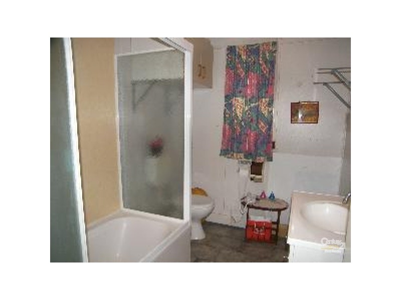 13 Walsh Street, Toowoomba QLD 4350