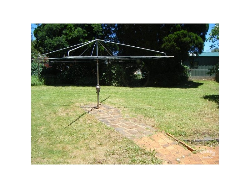 Mount Lofty QLD 4350