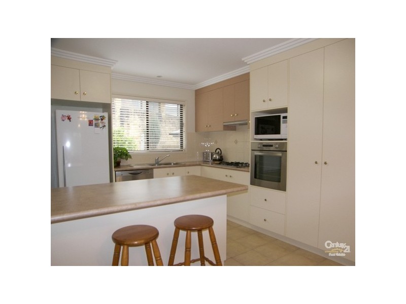 3/1 Cossart Street, Centenary Heights QLD 4350