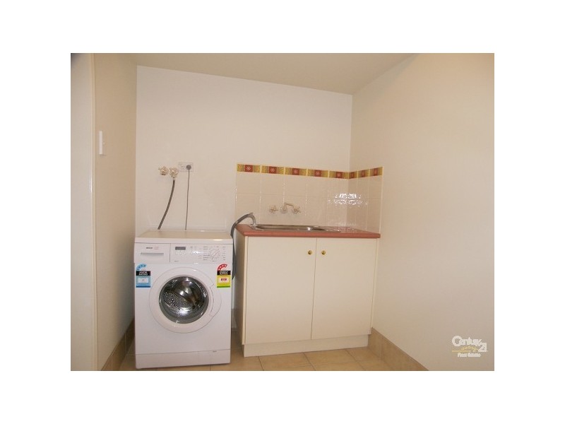 3/1 Cossart Street, Centenary Heights QLD 4350